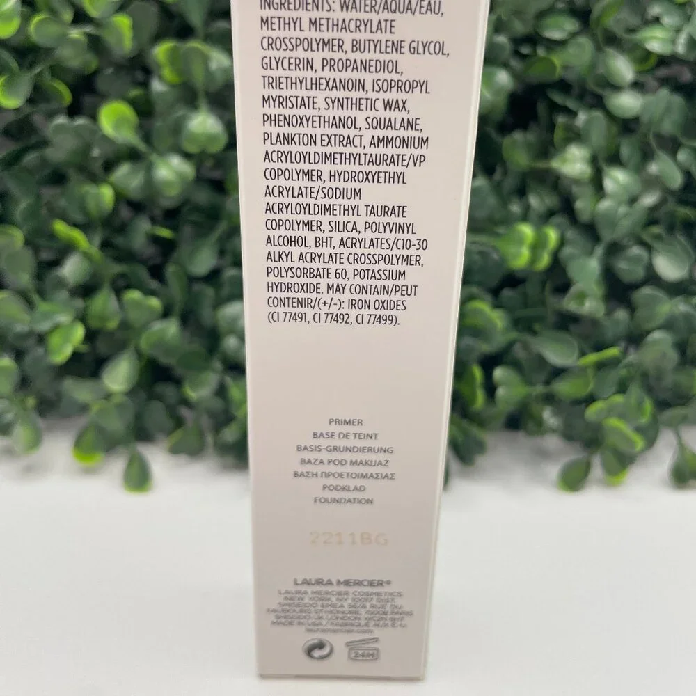 NEW IN BOX - Laura Mercier Pure Canvas Blurring Primer - $46 MSRP